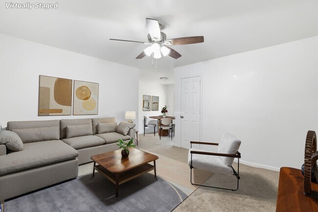 Building Photo - 204 Juniper Dr