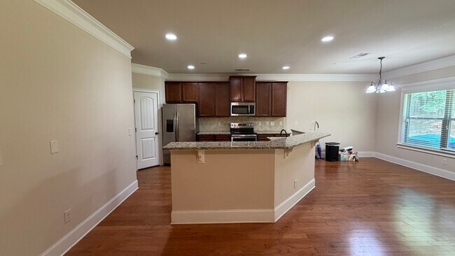 Building Photo - 590 Summerstone Ln