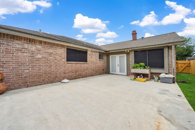 Building Photo - 4023 Broken Elm Dr