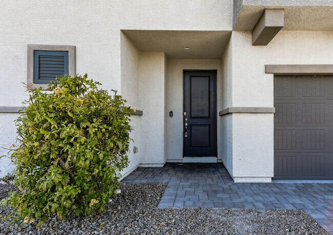 Building Photo - Beautiful 3 Bedroom Home, In Gated Community, Convenient To Nellis AFB