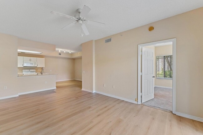 Building Photo - 2807 Veronia Dr