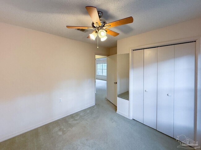 Building Photo - 1039 E Maxwell St