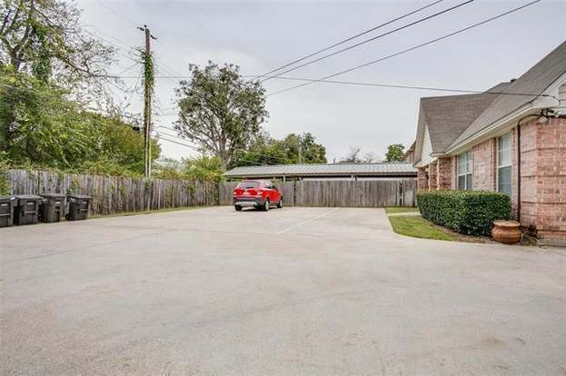 Building Photo - 3229 S University Dr
