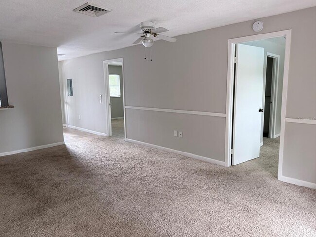 Building Photo - 141 Fernery Rd
