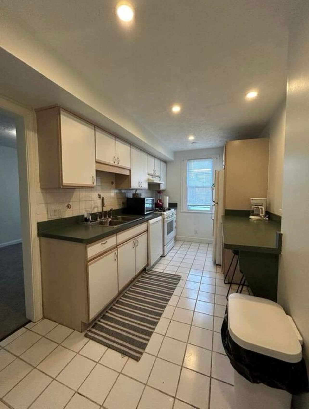 Building Photo - 4056 Northfield Rd