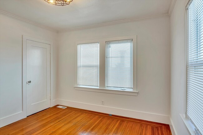 Building Photo - 1732 87th Ave