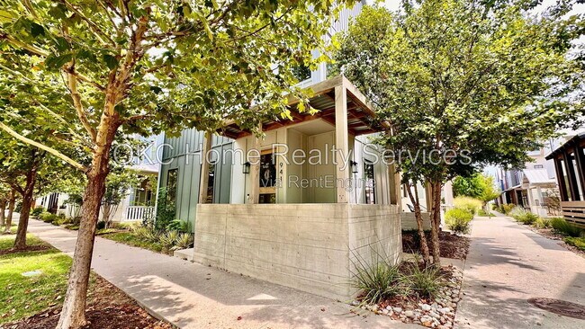 Building Photo - 941 Pedalers Ln