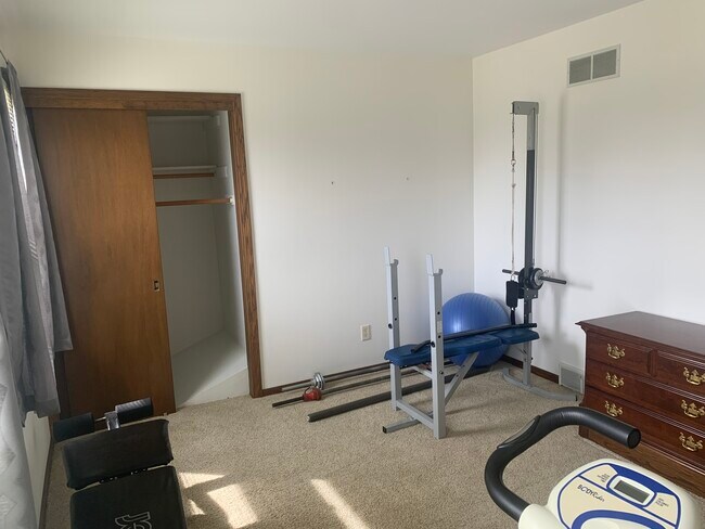 Building Photo - 4790 N 186th St