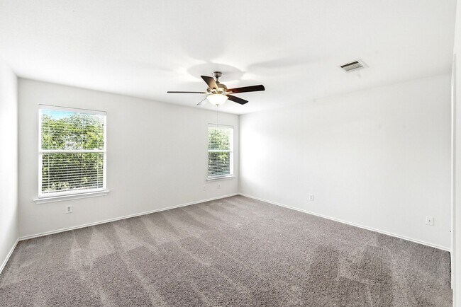 Building Photo - 220 Peppergrass Cove