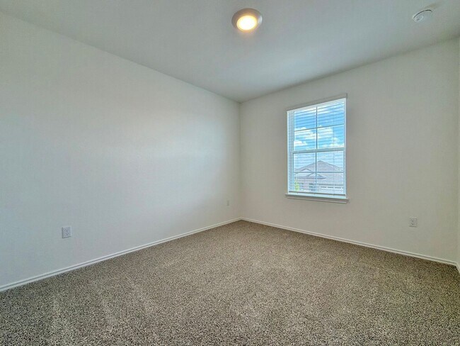 Building Photo - 14812 Afleet Alex St
