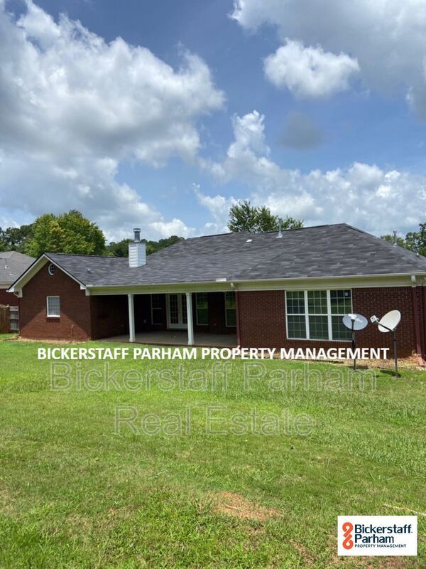 Building Photo - 1070 Watervalley Dr
