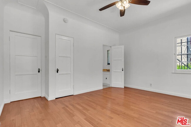 Building Photo - 118 N Harper Ave