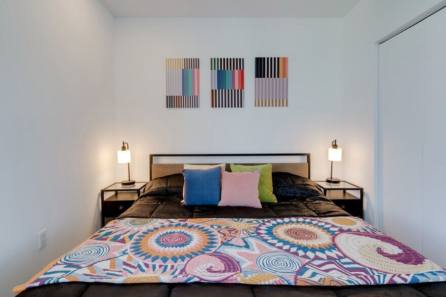 Building Photo - 151 SE 1st St