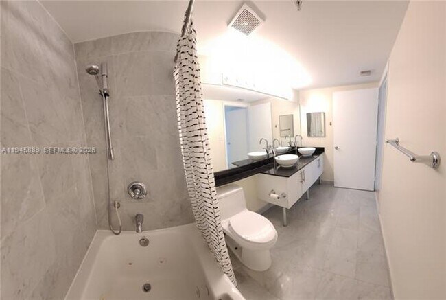 Building Photo - 31 SE 5th St