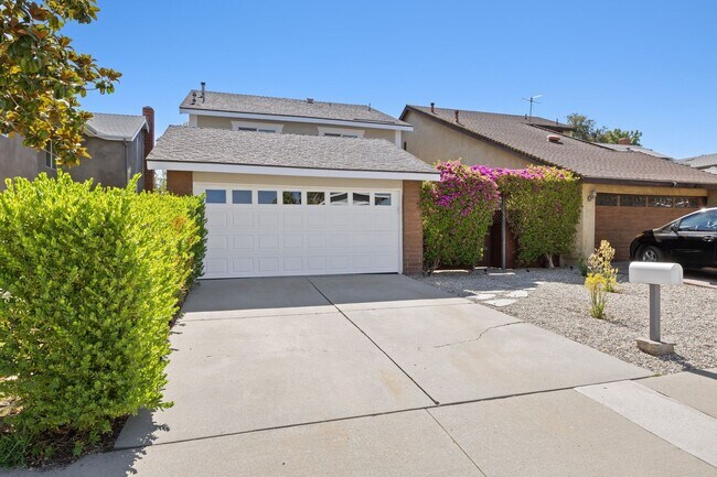 Building Photo - Beautifully Updated Home in Lake Lindero