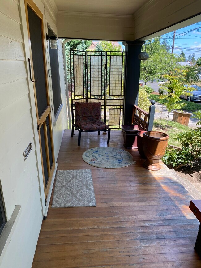 Building Photo - 7405 N Burrage Ave