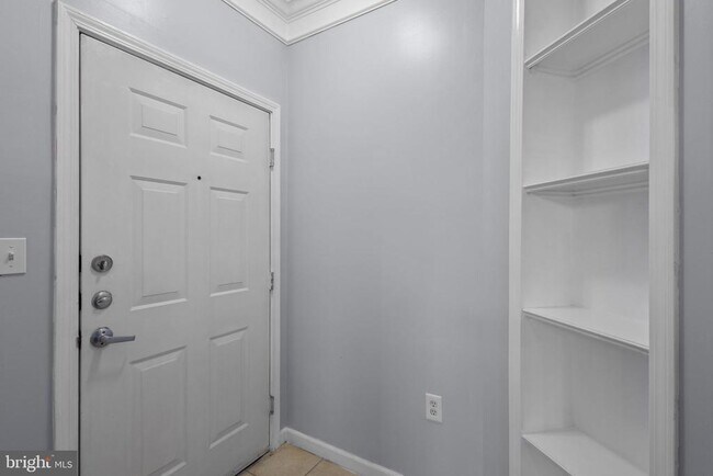 Building Photo - 508 Sunset View Terrace SE