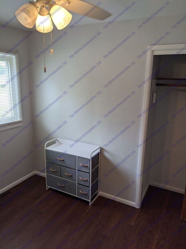 Building Photo - Now leasing!!!