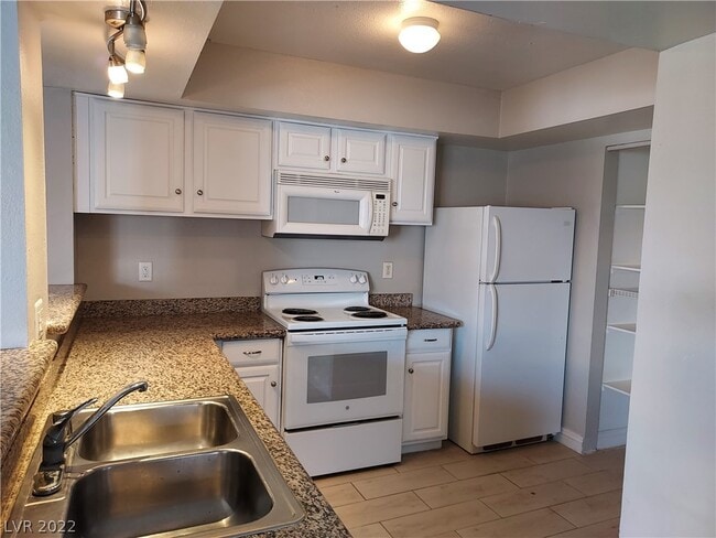 Building Photo - 6800 E Lake Mead Blvd