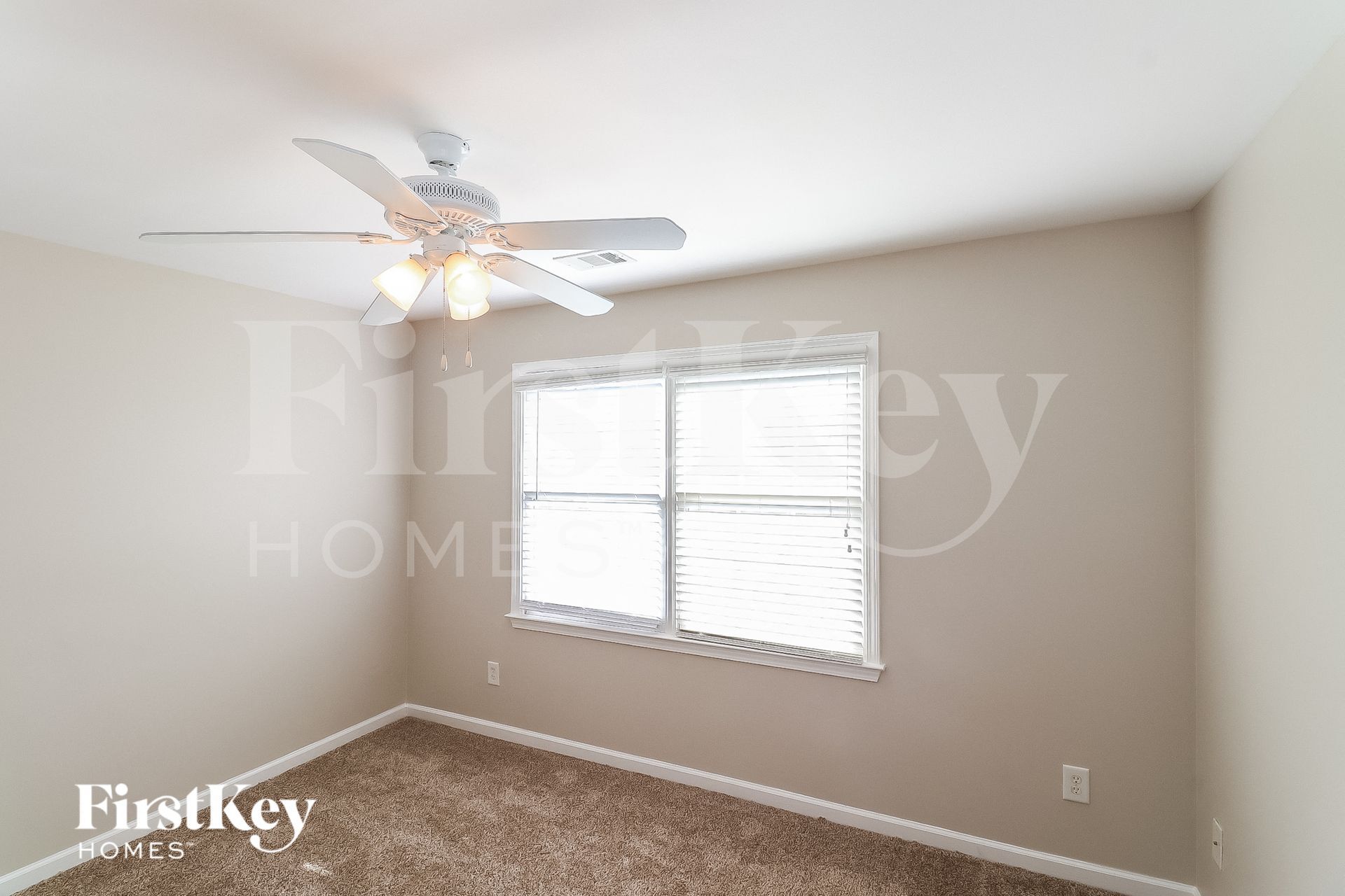 Building Photo - 2102 Shin Ct NE