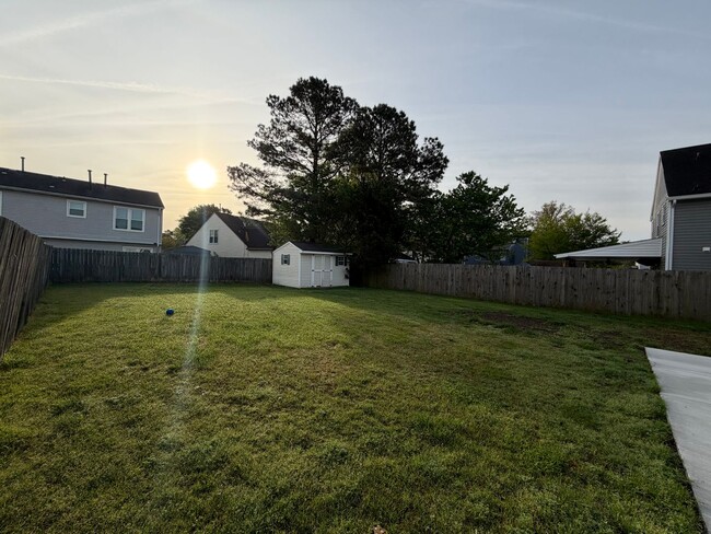 Building Photo - GLENWOOD