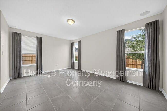 Building Photo - 8014 Kingfisher Lndg