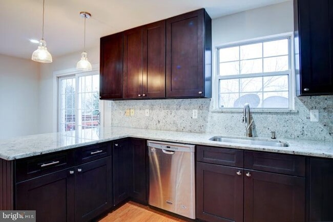 Building Photo - 6912 Kerrywood Cir
