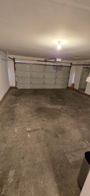 Building Photo - 225 Wiley Ct