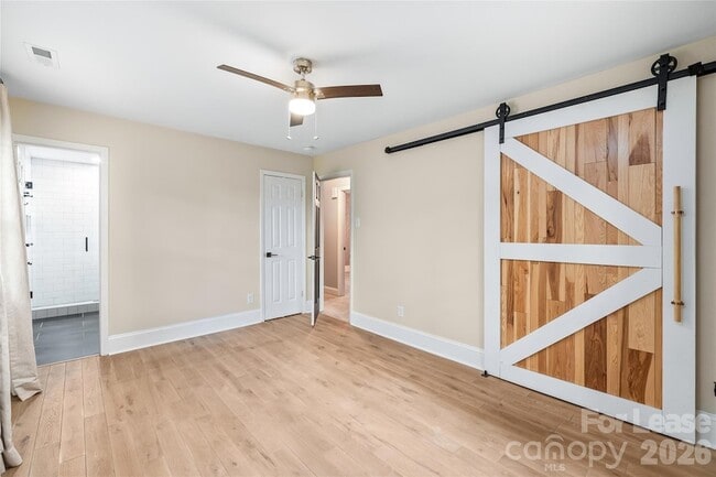 Building Photo - 3800 Terrebonne Ct