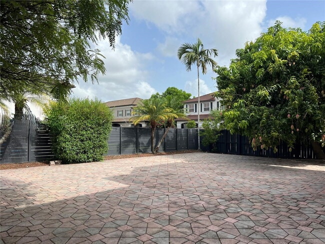 Building Photo - Southwest 153rd Avenue, Miami, FL 33196 - 4 BR 3.5 BA single-family home