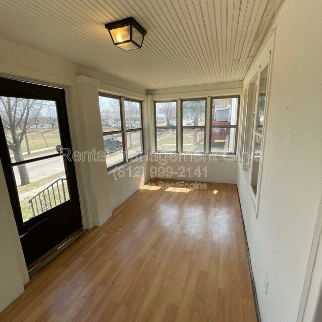 Building Photo - 3245 Russell Ave N