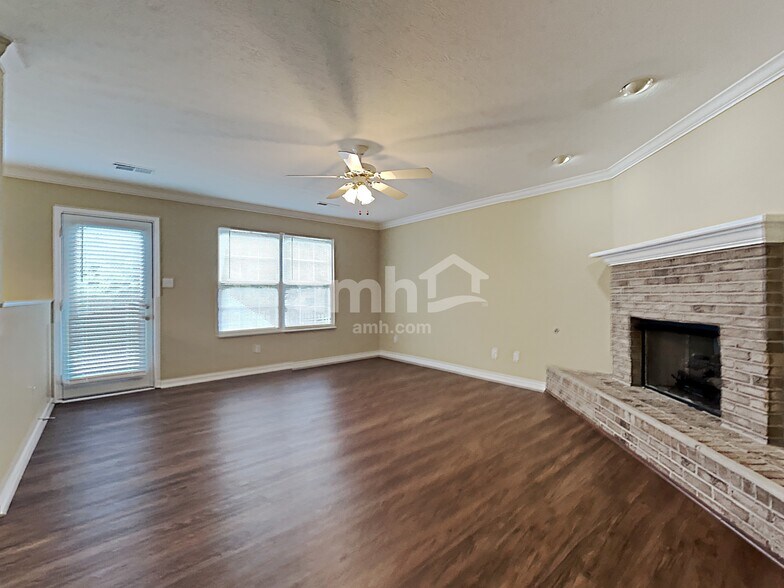 Building Photo - 8524 Rayworth Trail