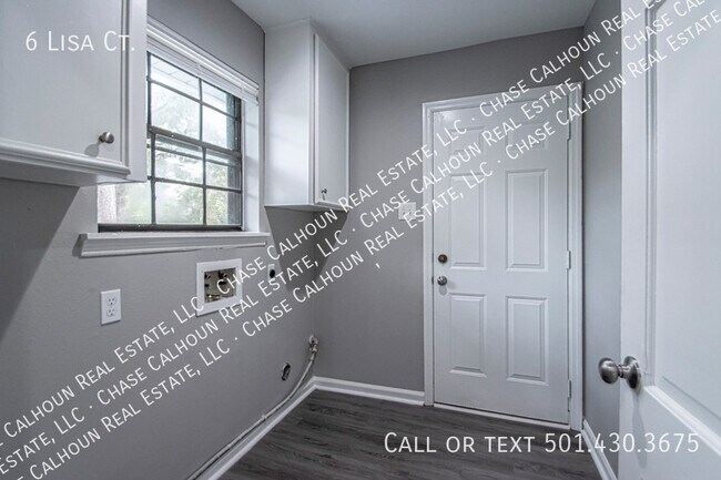 Building Photo - 6 Lisa Ct