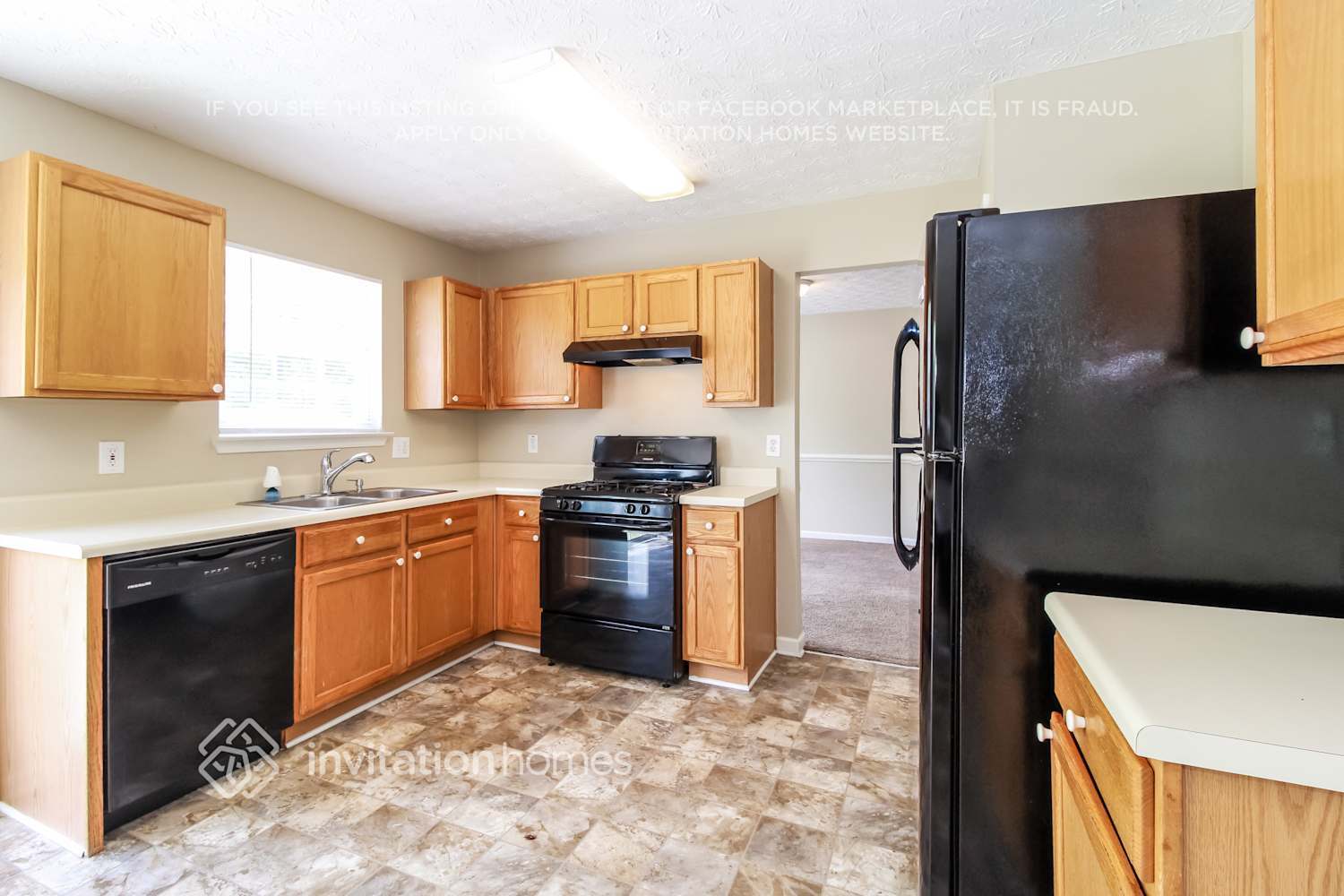 Building Photo - 714 Hillmont Dr