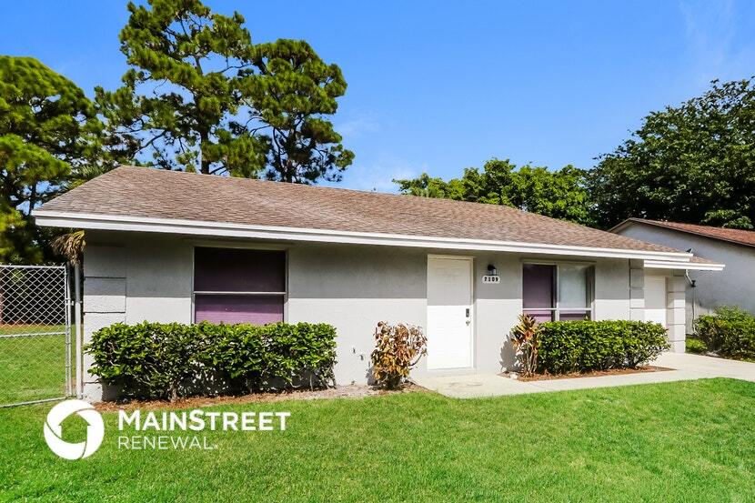 Building Photo - 7109 Glenwood Dr