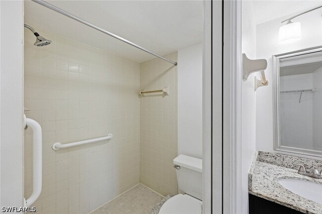 Building Photo - 1231 Commonwealth Cir