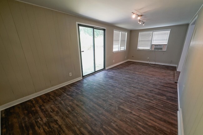 Building Photo - 2974 Byington Cir