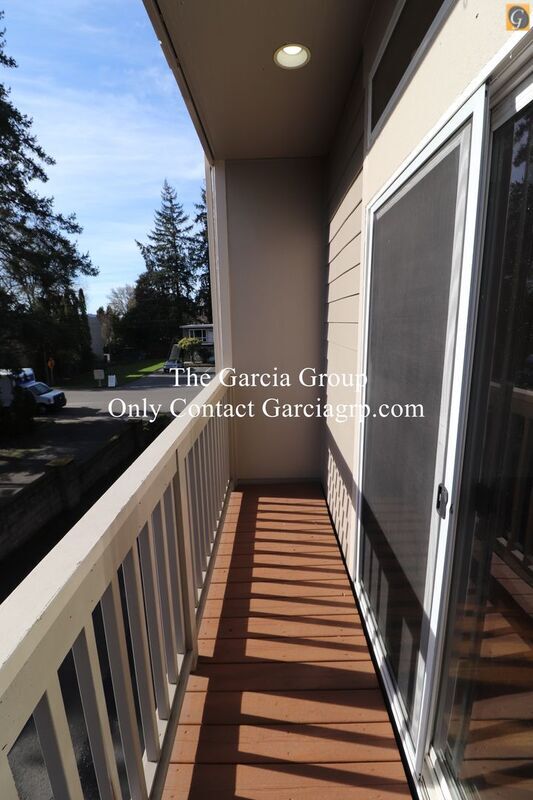 Building Photo - 10377 SW Ridgepath Ln