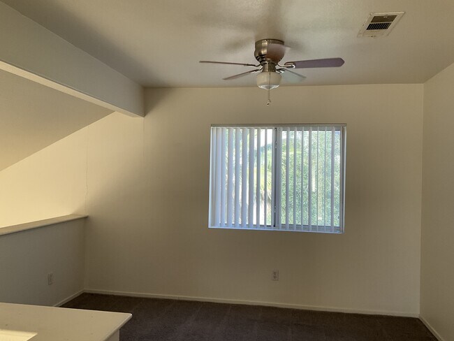 Building Photo - 4799 Zanzibar Ln