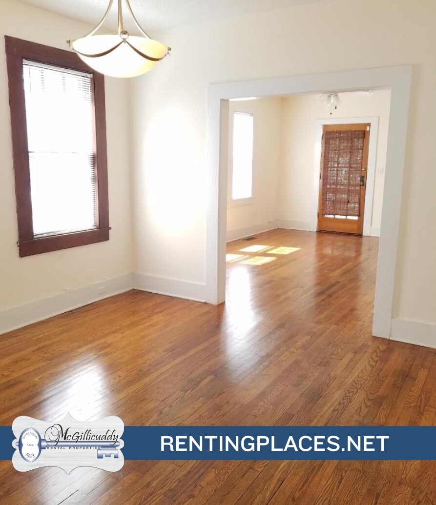 Building Photo - 1509 Troupe St