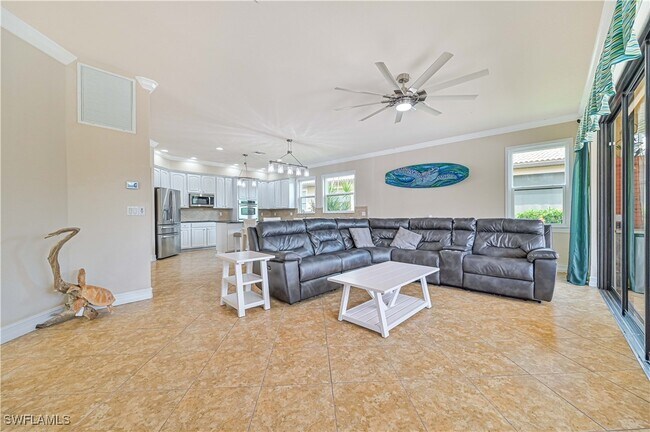 Building Photo - 9280 River Otter Dr