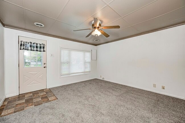 Building Photo - 3734 Forest Terrace