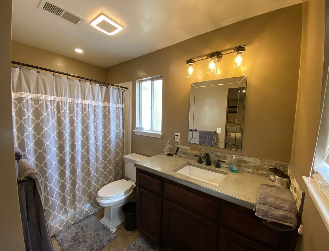 Building Photo - 51495 White Oak Dr
