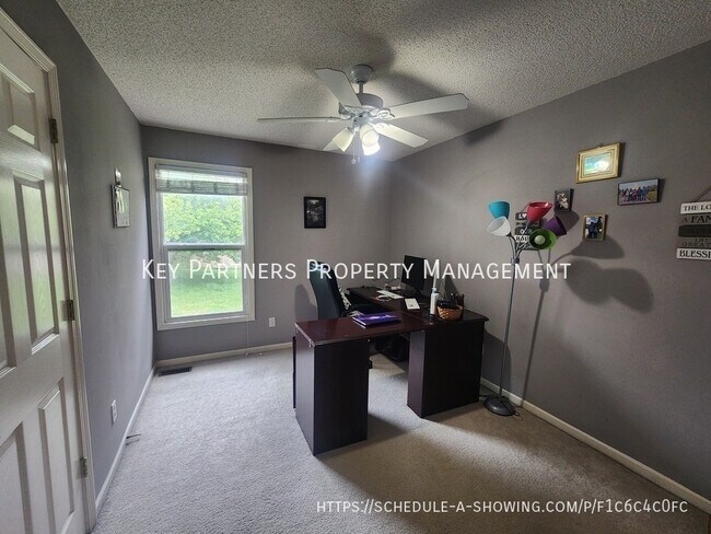 Building Photo - 15375 S Constance St