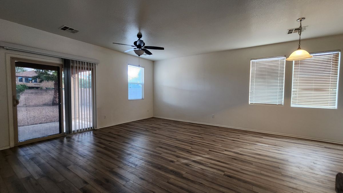 Building Photo - 19207 N Ventana Ln