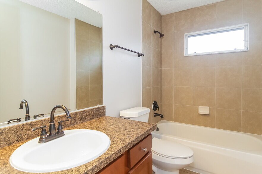 Building Photo - 1634 Sand Key Cir