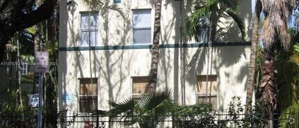 Building Photo - 726 Meridian Ave