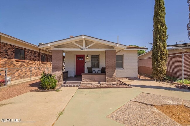 Primary Photo - 3611 Yandell Dr