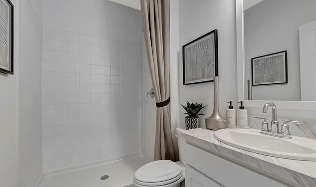 Building Photo - Gorgeous 5 Bedroom Homes