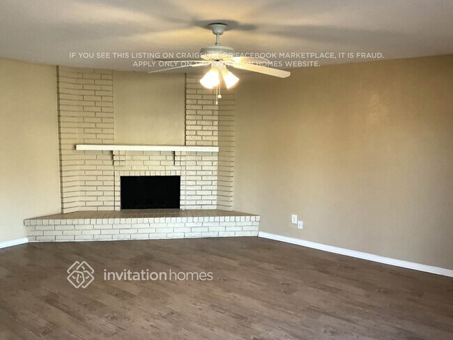 Building Photo - 625 Valley View Dr